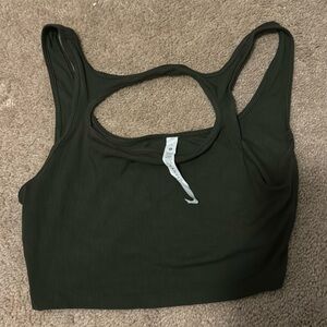 Lululemon keyhole tank. Size 12 cropped